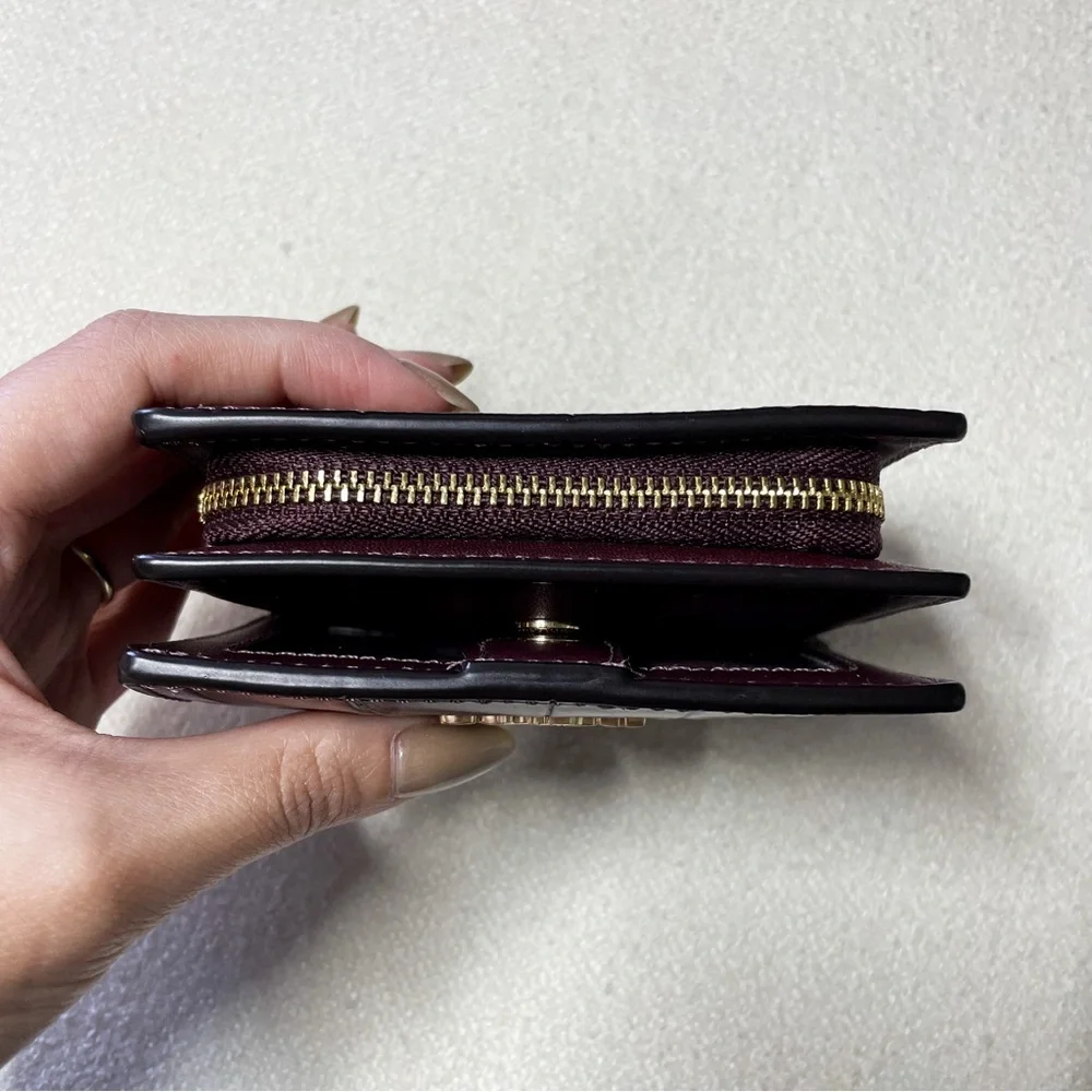Coach Snap Wallet Medium Size Merlot